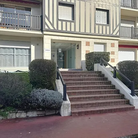 By Interhome * Deauville